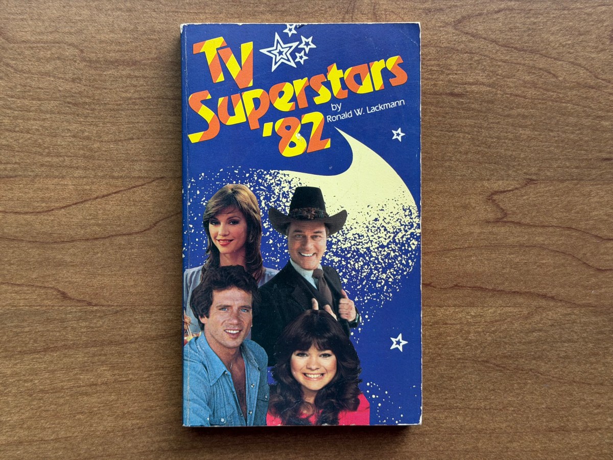 From the M*A*S*H Library 61: “TV Superstars ‘82” (Weekly&nbsp;Reader)
